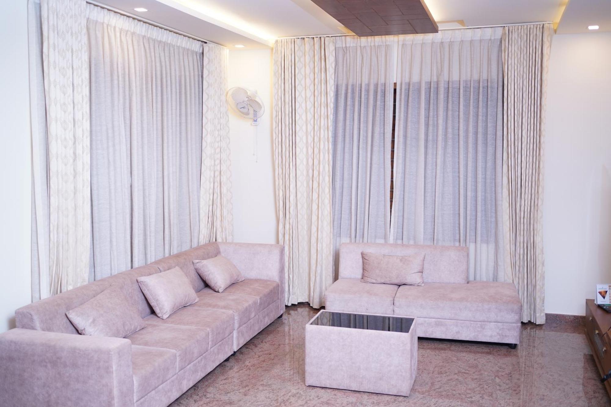 Nandhanam Holidays كانور المظهر الخارجي الصورة
